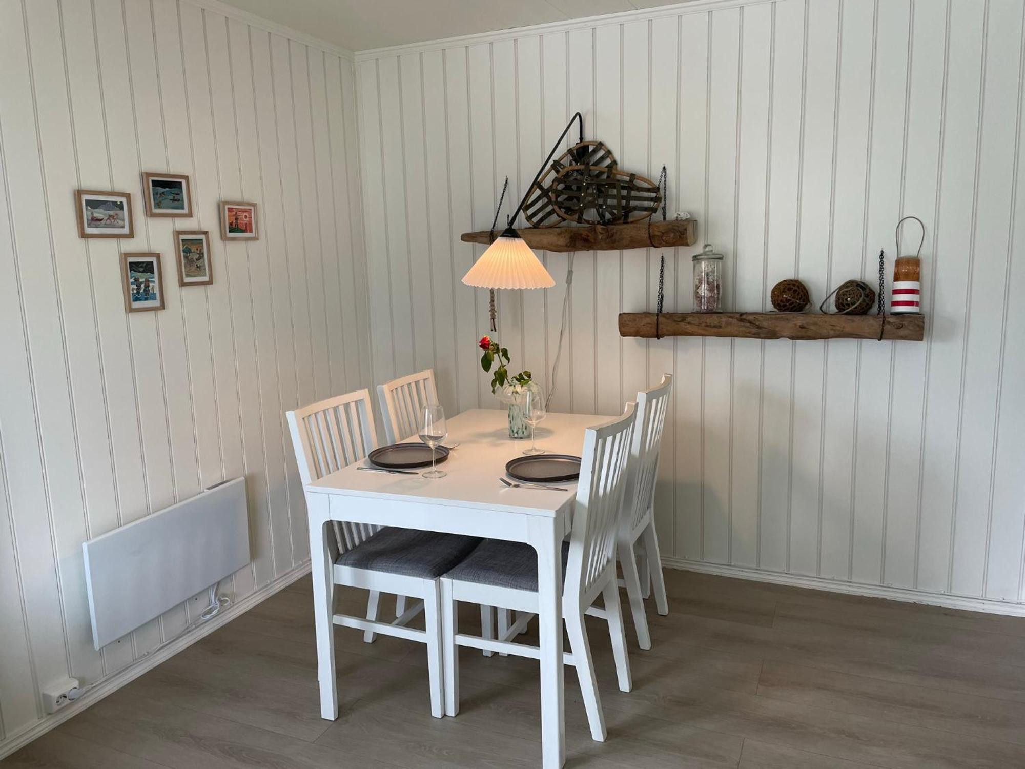 Centrally Located Apartment With 2 Bedrooms And Free Parking Tromso Exterior photo